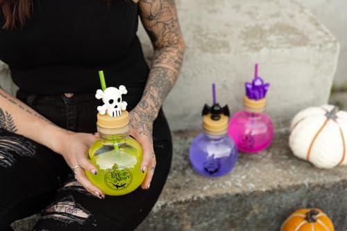 COOL GEAR 30 oz Potion Bottle with Removable Lid and Straw | Durable, BPA-Free Plastic Halloween Water Bottle with Spooky Design for Trick-or-Treating, Parties or Everyday Use (Green/Skull)