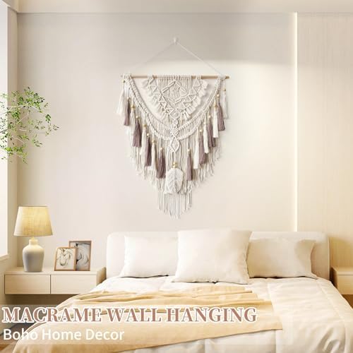 Macrame Wall Hanging / Pink