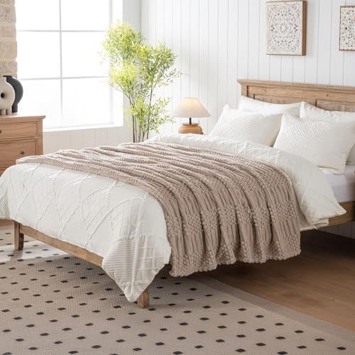 Brown Throw Blanket - Soft & Fluffy Fleece, Neutral Tan Color, Cute & Aesthetic, Perfect for Sofa, Couch, Chair, Bed