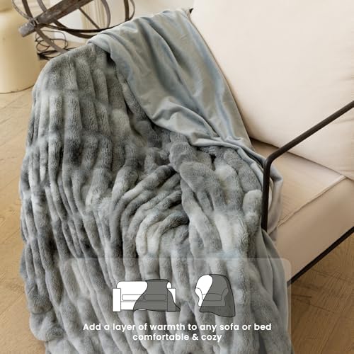 Ultra Soft Cozy Faux Fur Throw Blanket, Fuzzy Plush Thick Bubble Blanket, Luxury Fluffy Blanket for Couch, Sofa