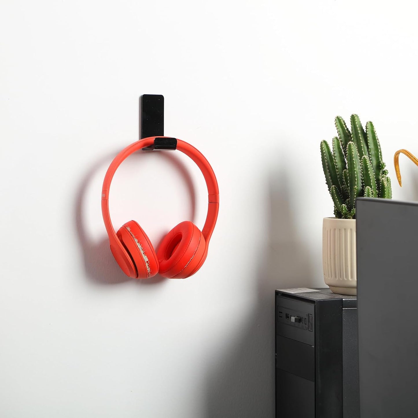 Weewooday 32 Pcs Headphone Hanger Wall Mount Stand with Adhesive Hook,Black