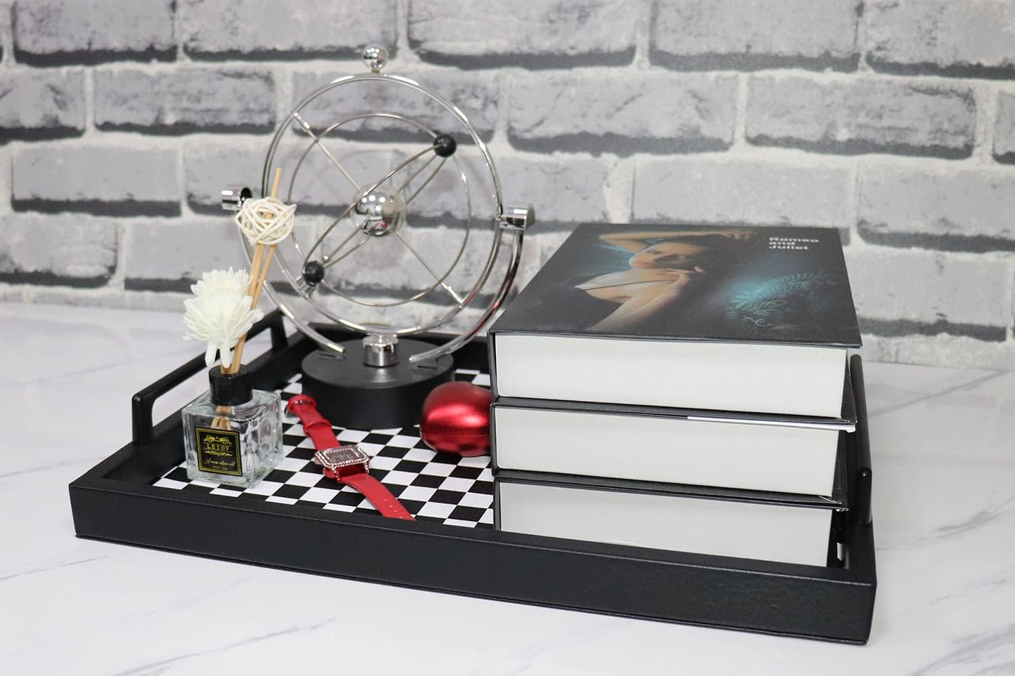 Food Service Tray / Black/white Checkerboard / 16.5 x 12.6