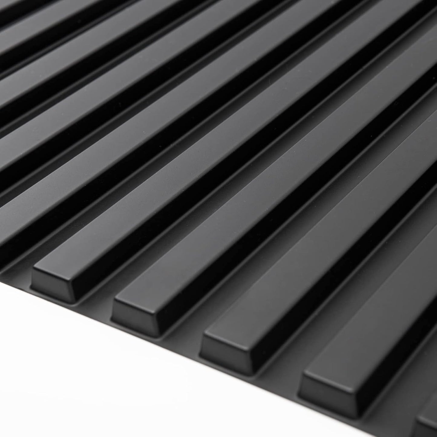 Slat Wall Panel / 19.7 x 19.7 / Square - Black / Set of 12