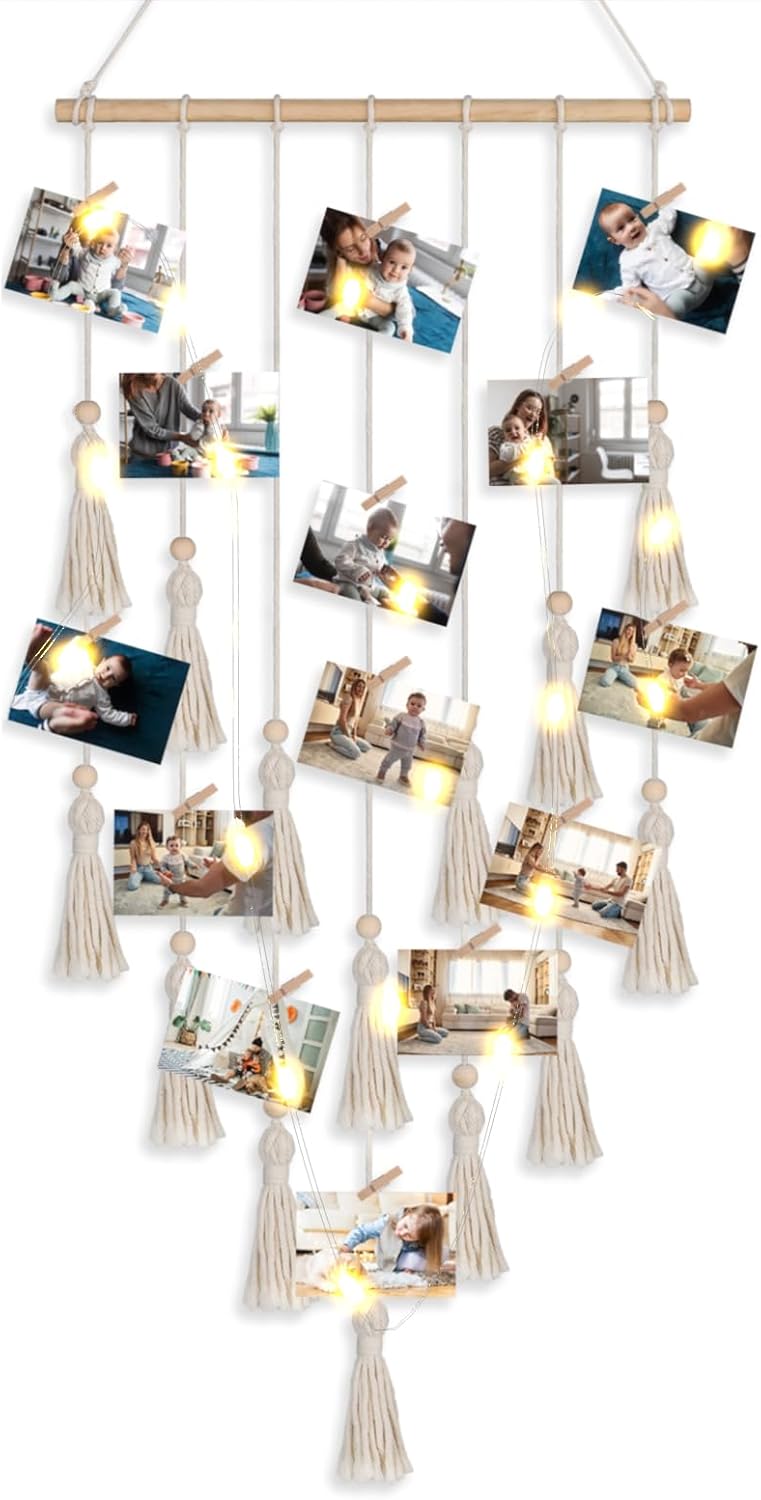Picture Holder / Macrame Hanging Photo Display / White