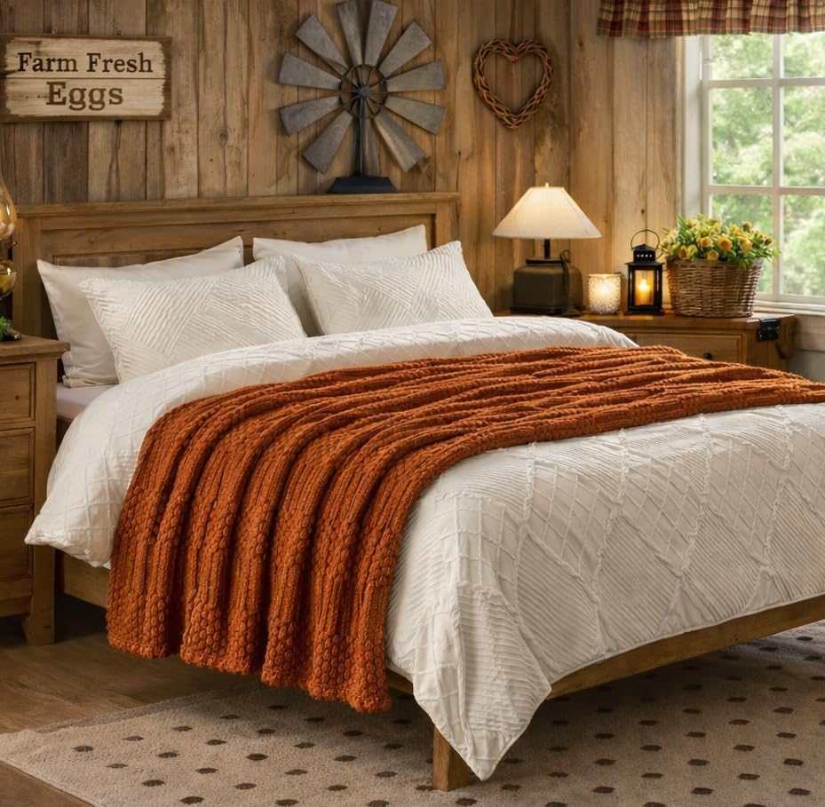 Rust Throw Blanket - Soft & Fluffy Fleece, Cute & Aesthetic, Perfect for Sofa, Couch, Chair, Bed, Living Room &