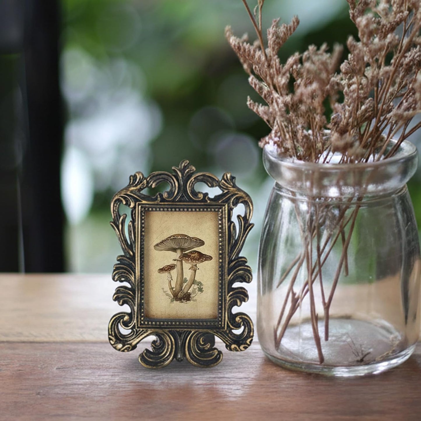 Vintage Small Picture Frame / Mushroom