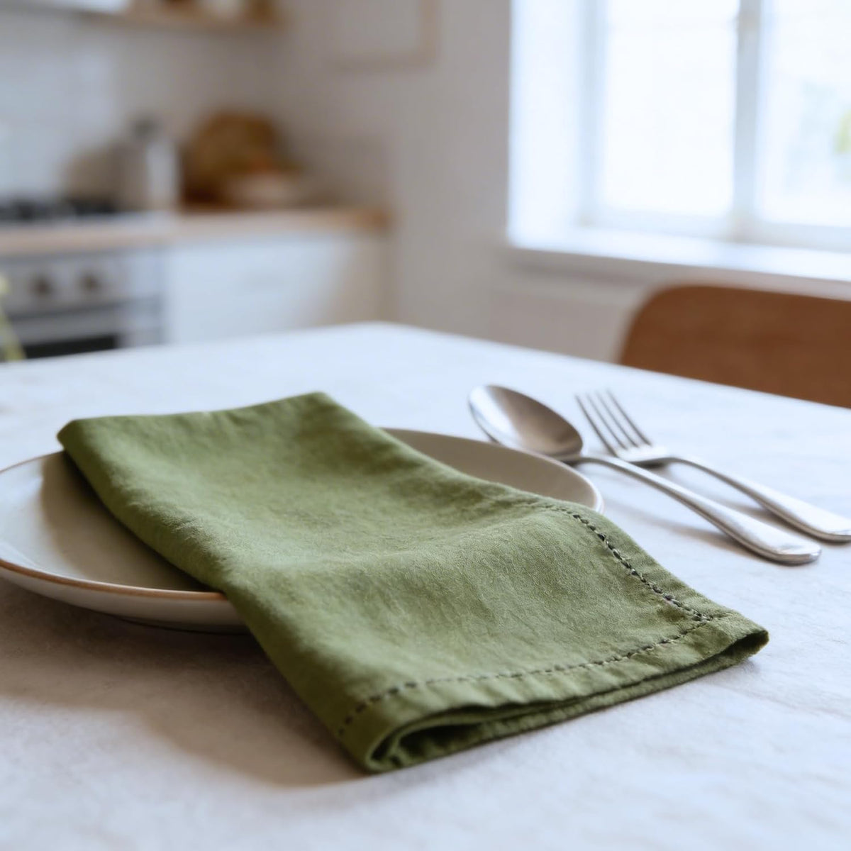 Cloth Napkins Set of 12, 100% Cotton Fabric Reusable Dinner Napkins, 18 x 18 Inch Washable Table & Kitchen Napkins for