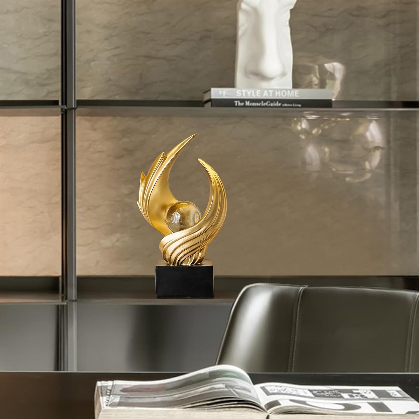 Resin Decorative Statue / Gold