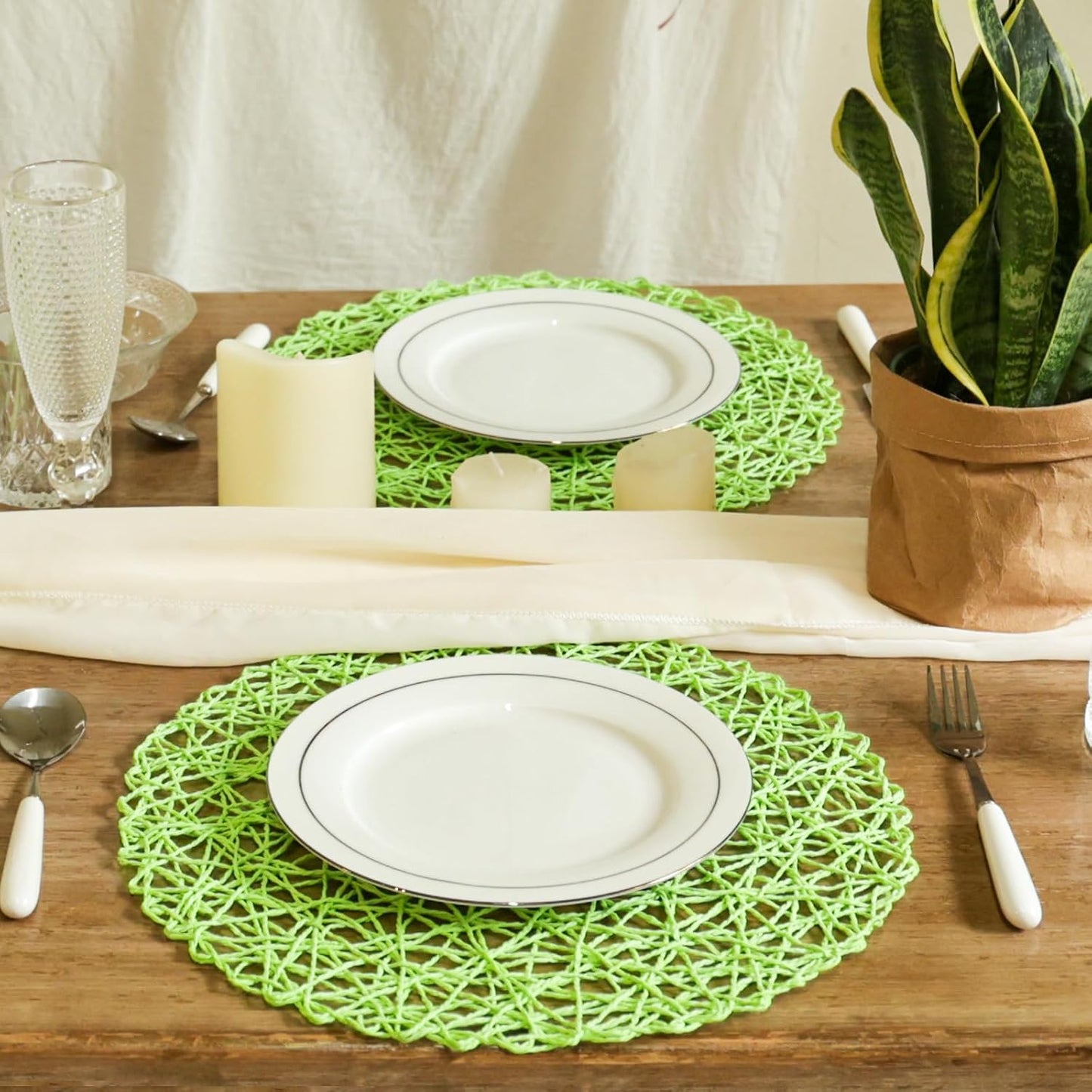 AHHFSMEI Paper Braided Round Placemats Set of 12 Natural Non-Slip Heat Resistant Table Mats for Dining Tables Woven
