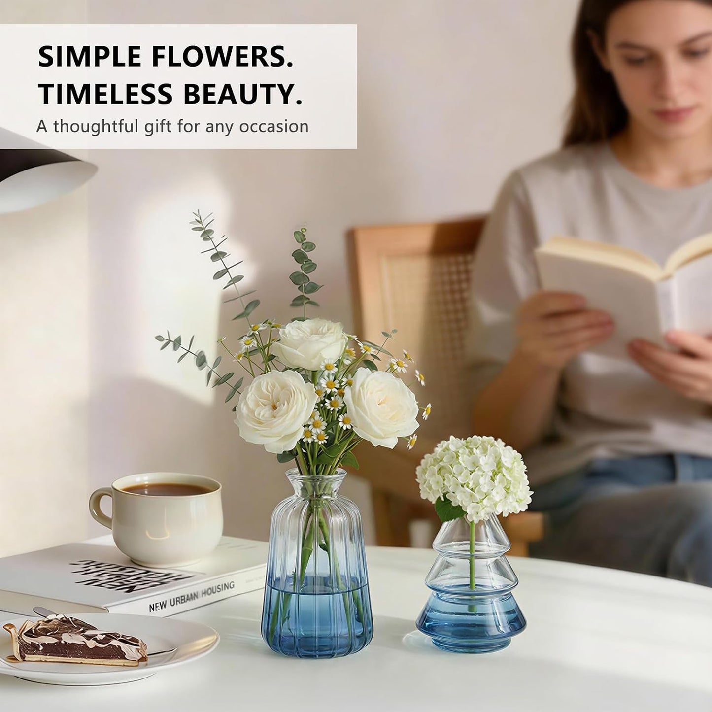 Glass Bud Vases Mini Flower Vase Small Vintage Vases for Centerpiece Table Wedding / Gradient Blue
