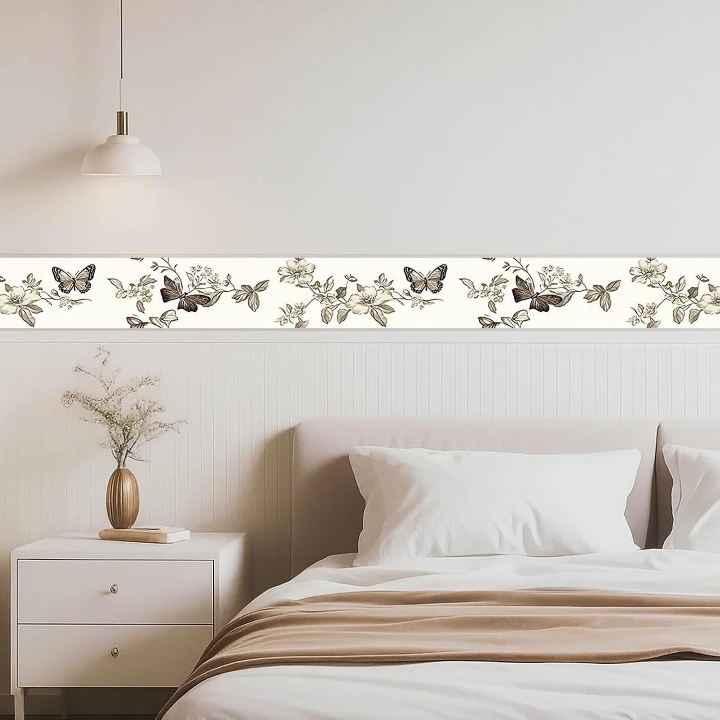 Wallpaper Border Peel and Stick PVC Vintage Butterfly / Vintage Butterfly Flower / 4 x 196