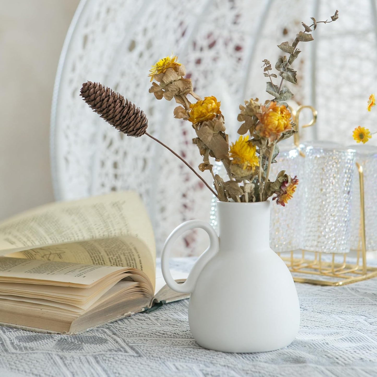 Ceramic Vase Set / White / Set of 2