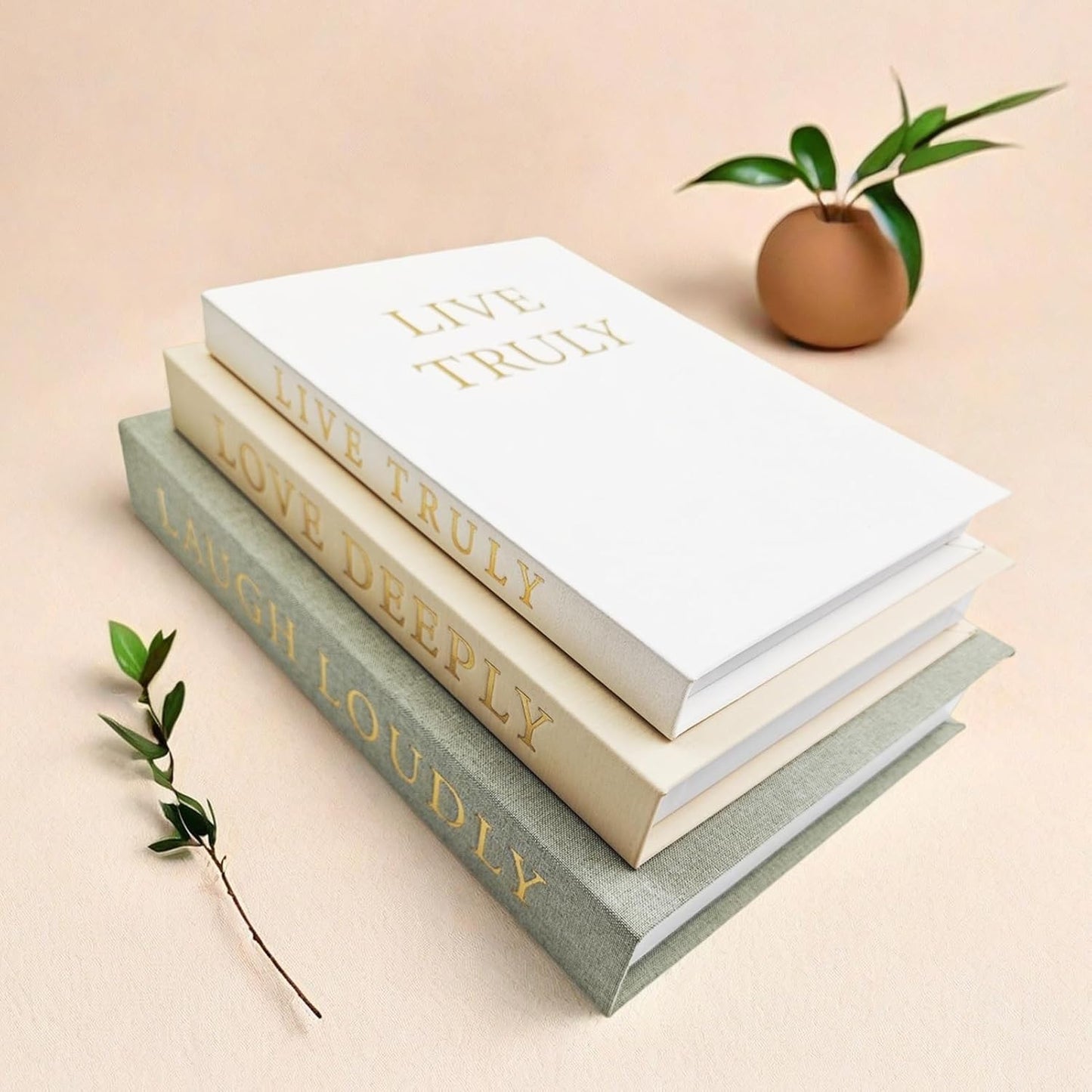 Faux Book Decor / Green/beige/white / Set of 3