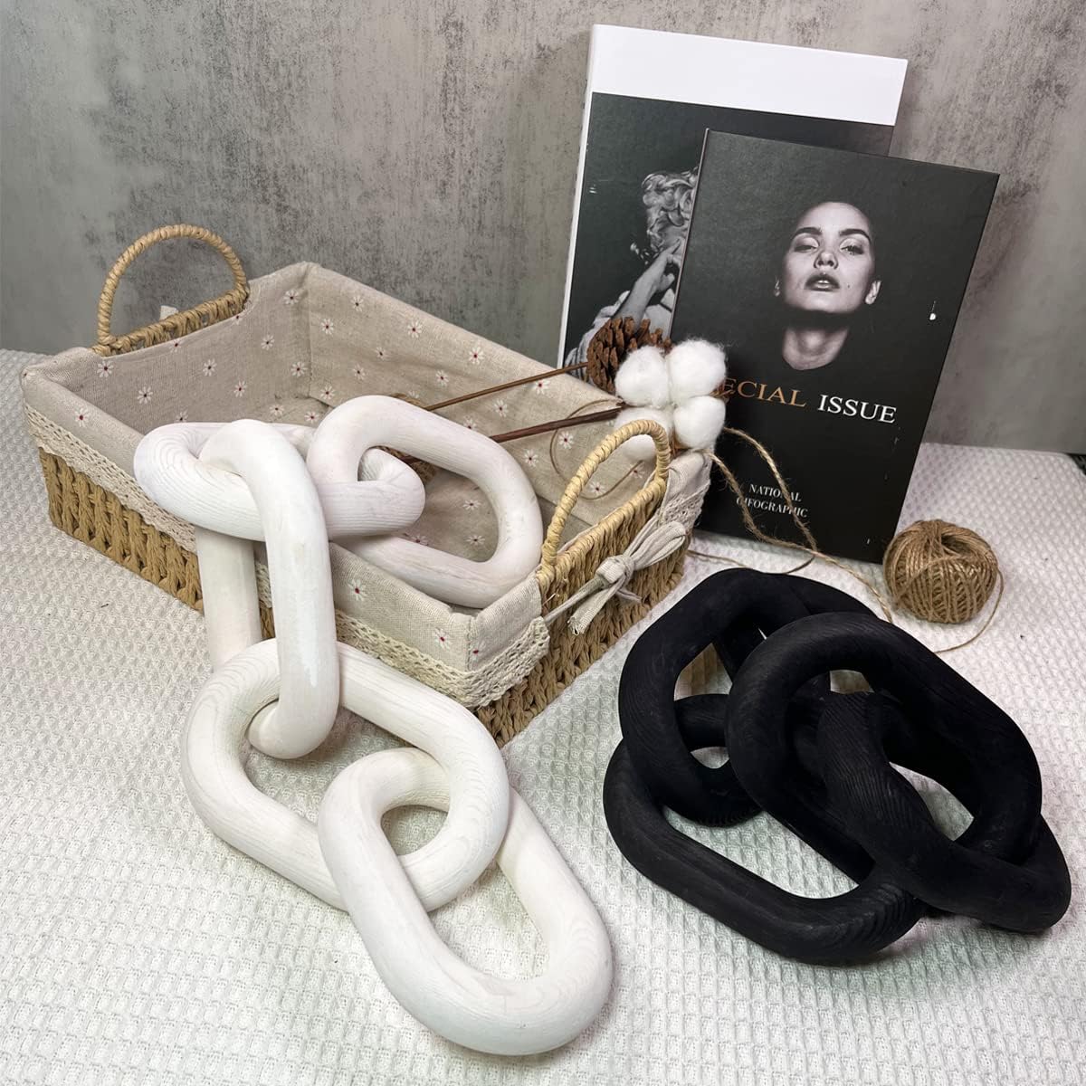 Wood Chain Link Decor / Black
