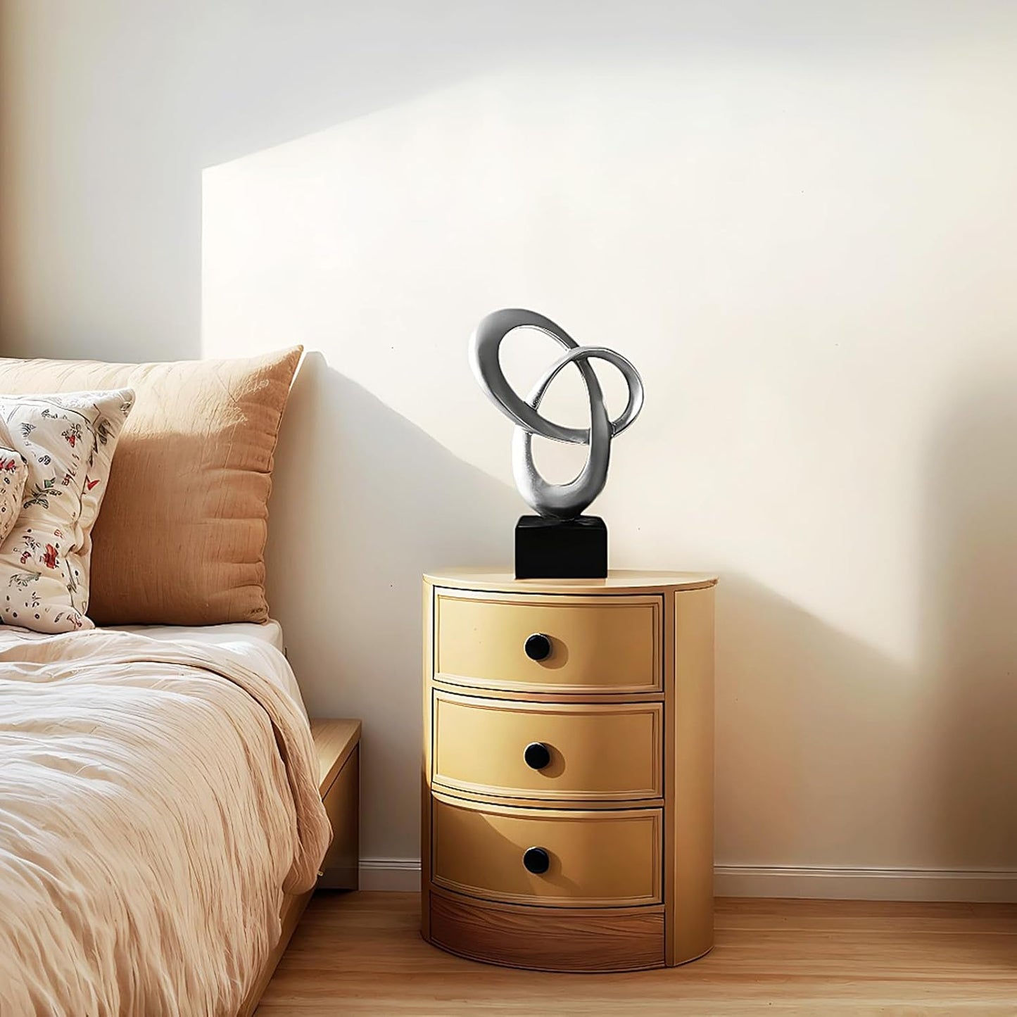 Knot Decor Mobius Stripe Statue / Sliver