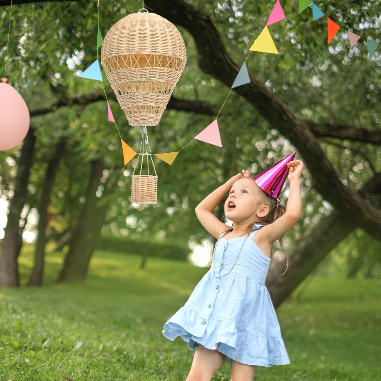 Rattan Woven Hot Air Balloon Decor In Hanging Wall Ornament for Kids / Natural / 13.38 x 9.84 x 2.36