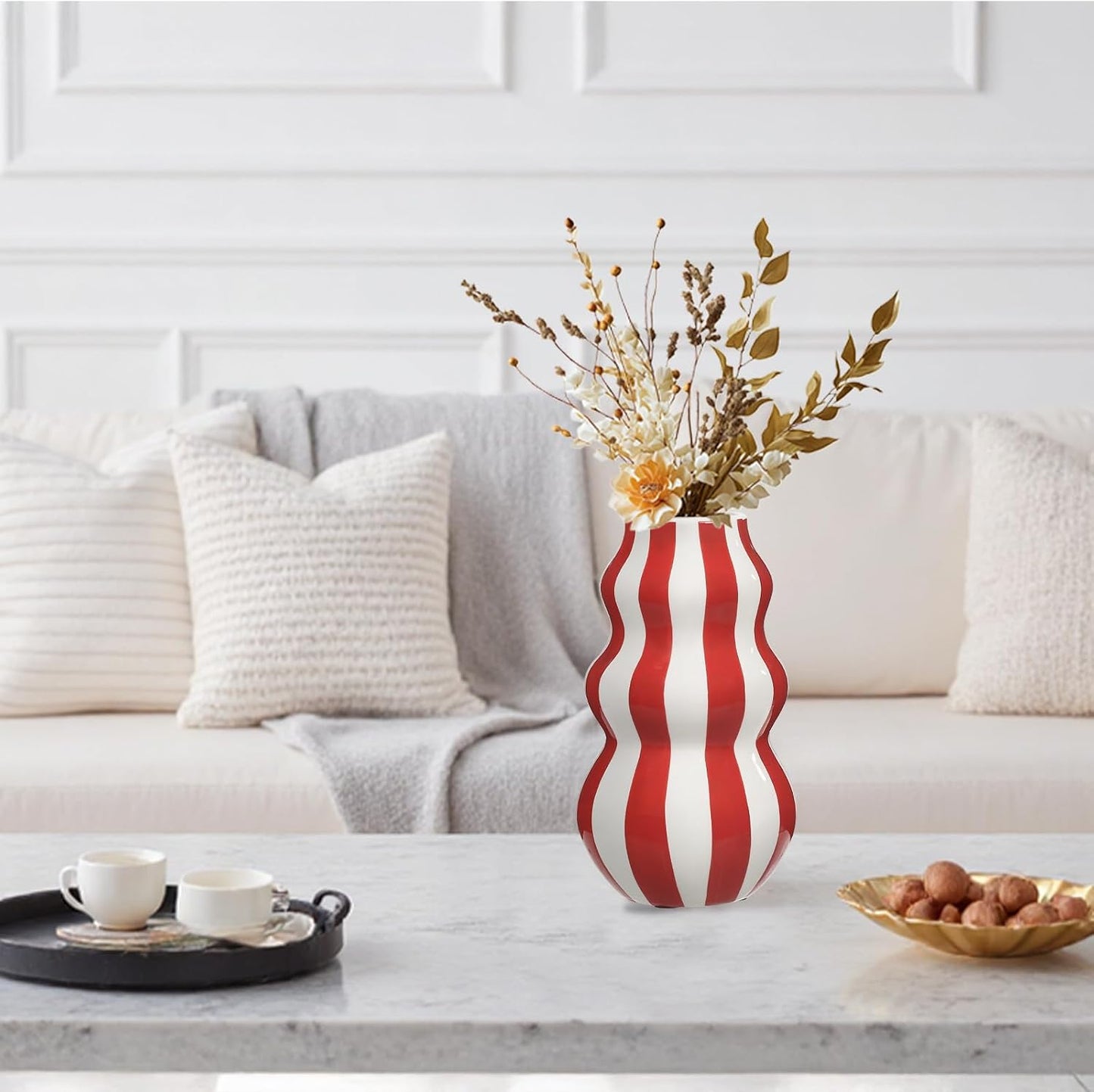 White Ceramic Vase / Red / 8.66 Inch