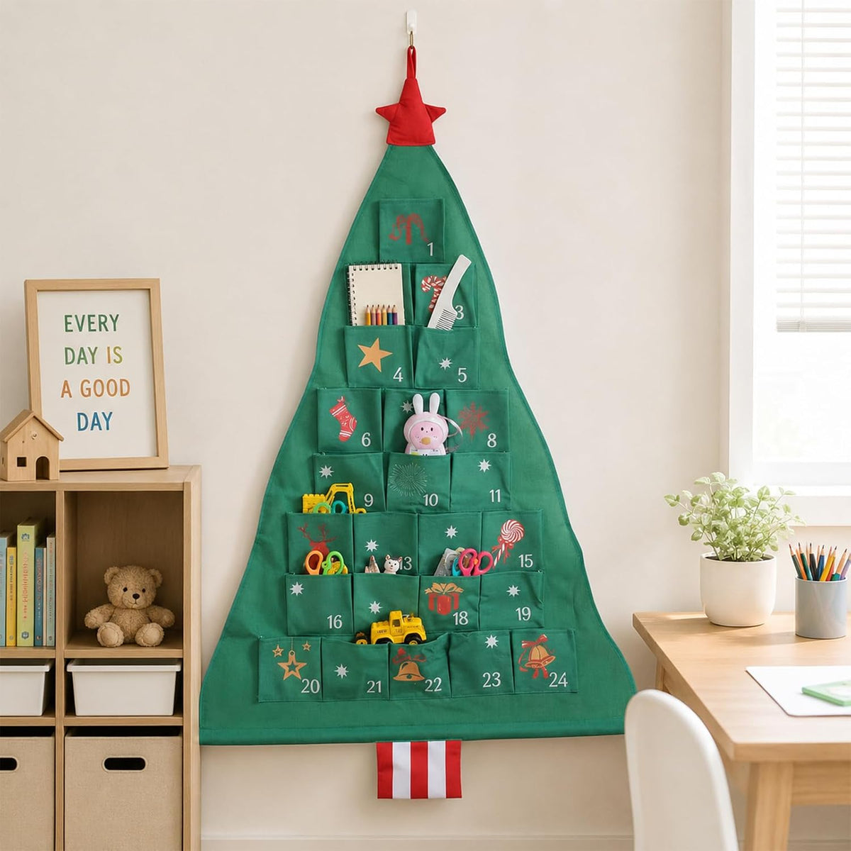 24-Pocket Tree Wall Organizer for Christmas Countdown & Home Storage