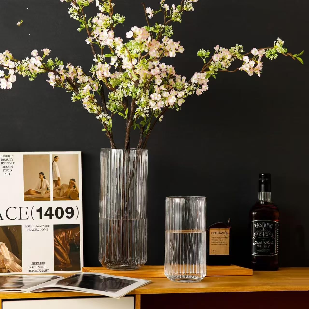 Glass Flower Vase for Pampas Grass / Clear / 7.5 Inch