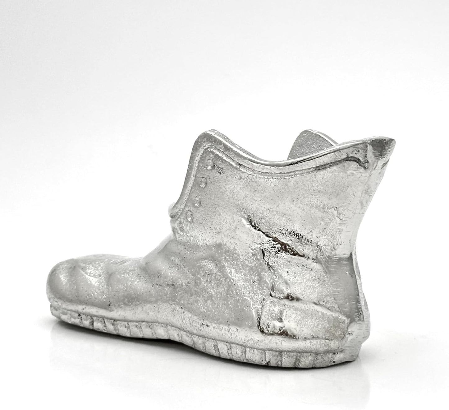 Handmade Living Room Decor Metal Boot Statue Decoration Ornaments