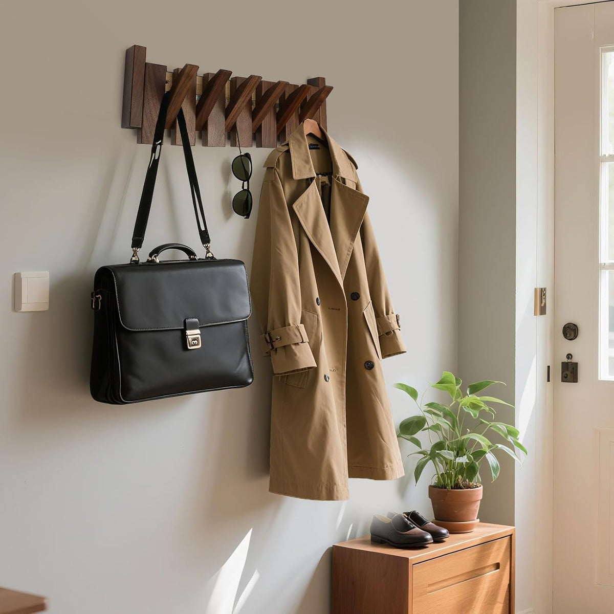 Wooden Coat Rack Hanger Wall Mount with 8 Hooks Wall Mounted Coat Rack Coat Rack Wall Mount Made of Walnut Wood