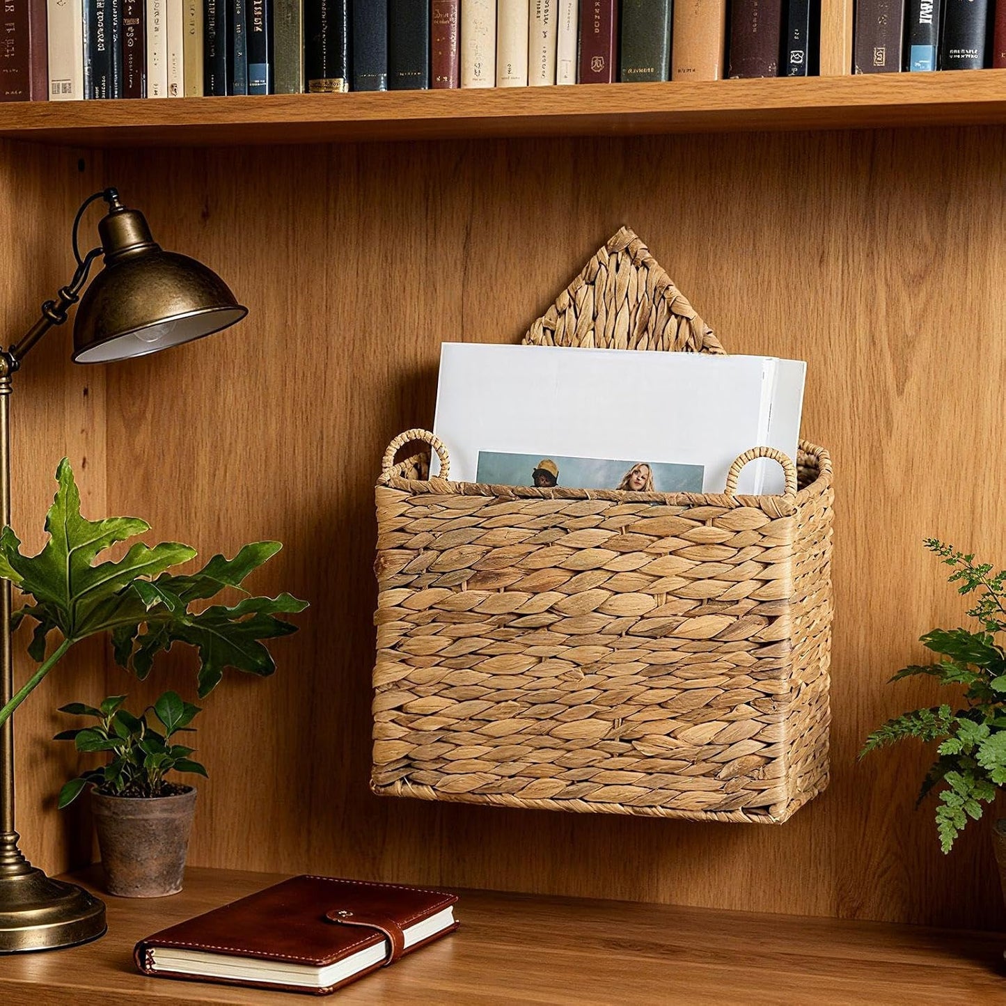 Wicker Magazine Holder Wall Basket Hanging Wall Mount Mail Rack Holder Storage Water Hyacinth House