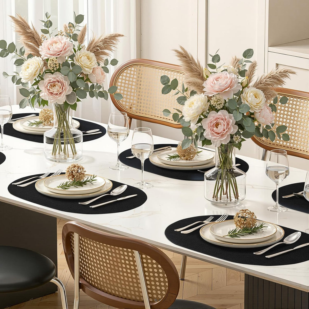 Placemats Set of 8, 11.8 x 17 Inch, Black | Heat Resistant Oval Faux Leather Place Mats, Waterproof Wipeable Reversible