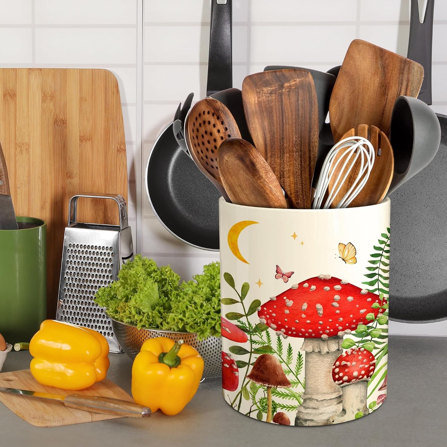 Kitchen Decor Ceramic Utensil Holder for Farmhouse Indoor Kitchen / Mushroom