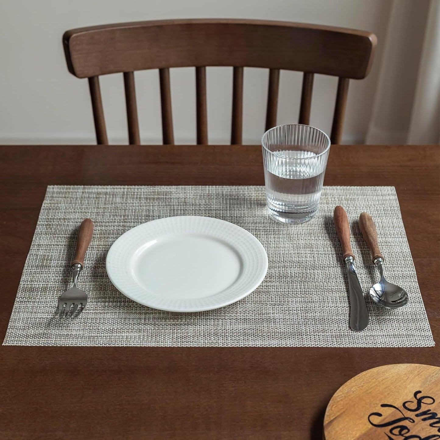 LEXMORE PlaceMats Set of 12 Vinyl/Plastic Woven Place Mats for Kitchen Table Indoor/Outdoor Washable PlaceMat Wipeable