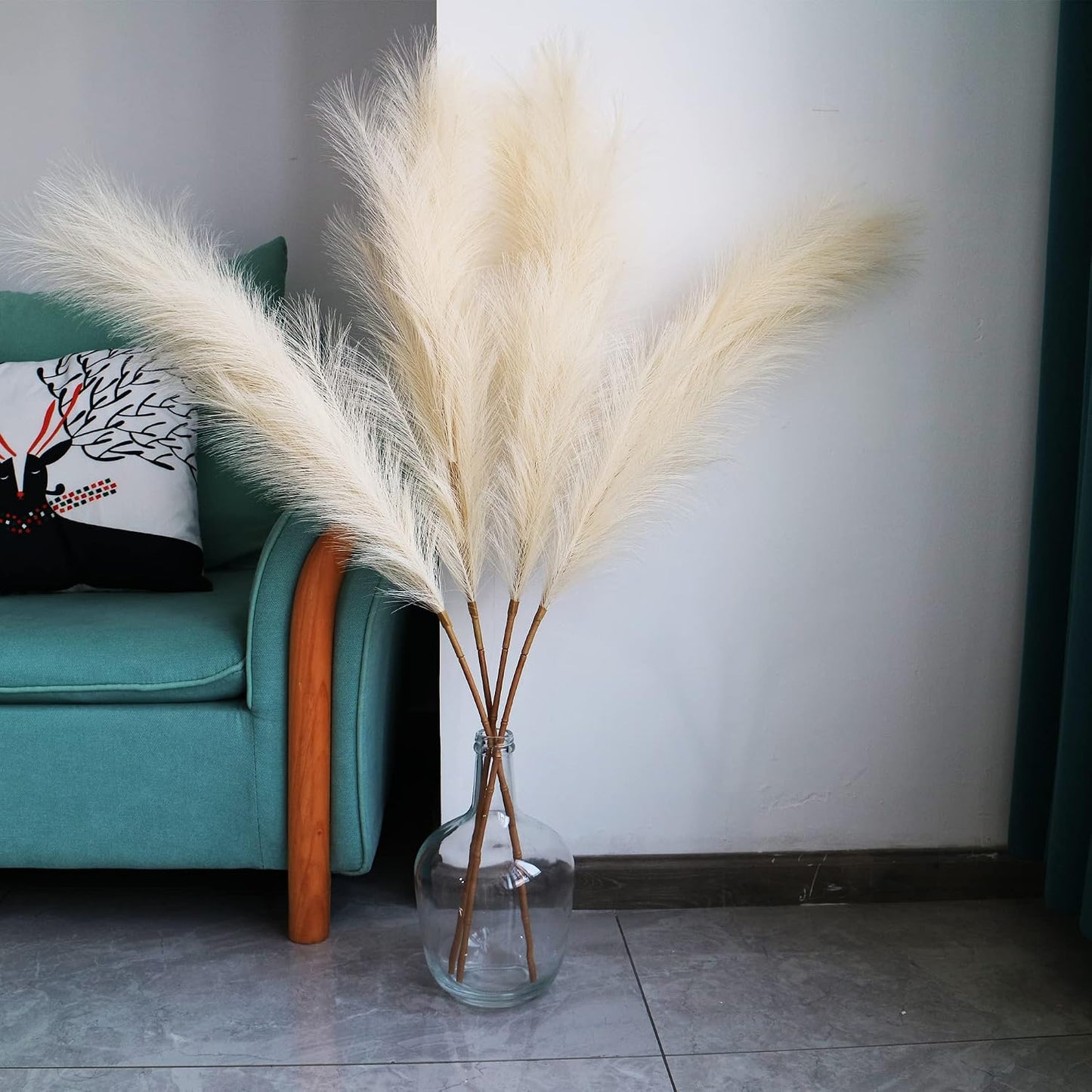 Non-Shedding Large Artificial Fluffy Reed Fake Flower Feather / Beige / 3.6 Inch / Set of 4