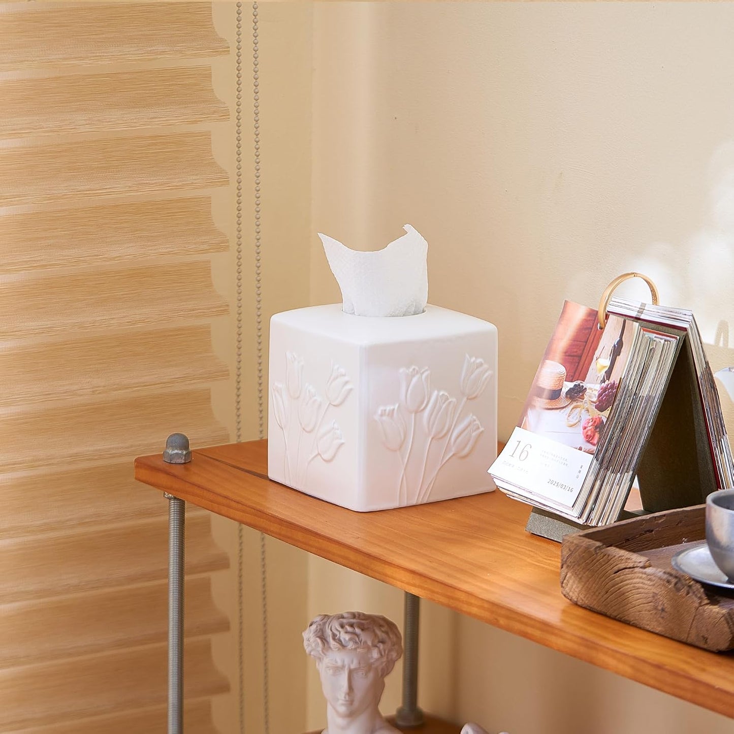 Ceramic Tulips Tissue Box Cover / White / Large