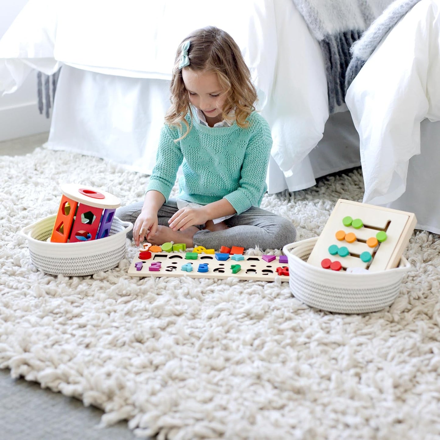 5-Piece Round Woven Cotton Rope Storage Baskets for Organizing / Off White & Black Stitching