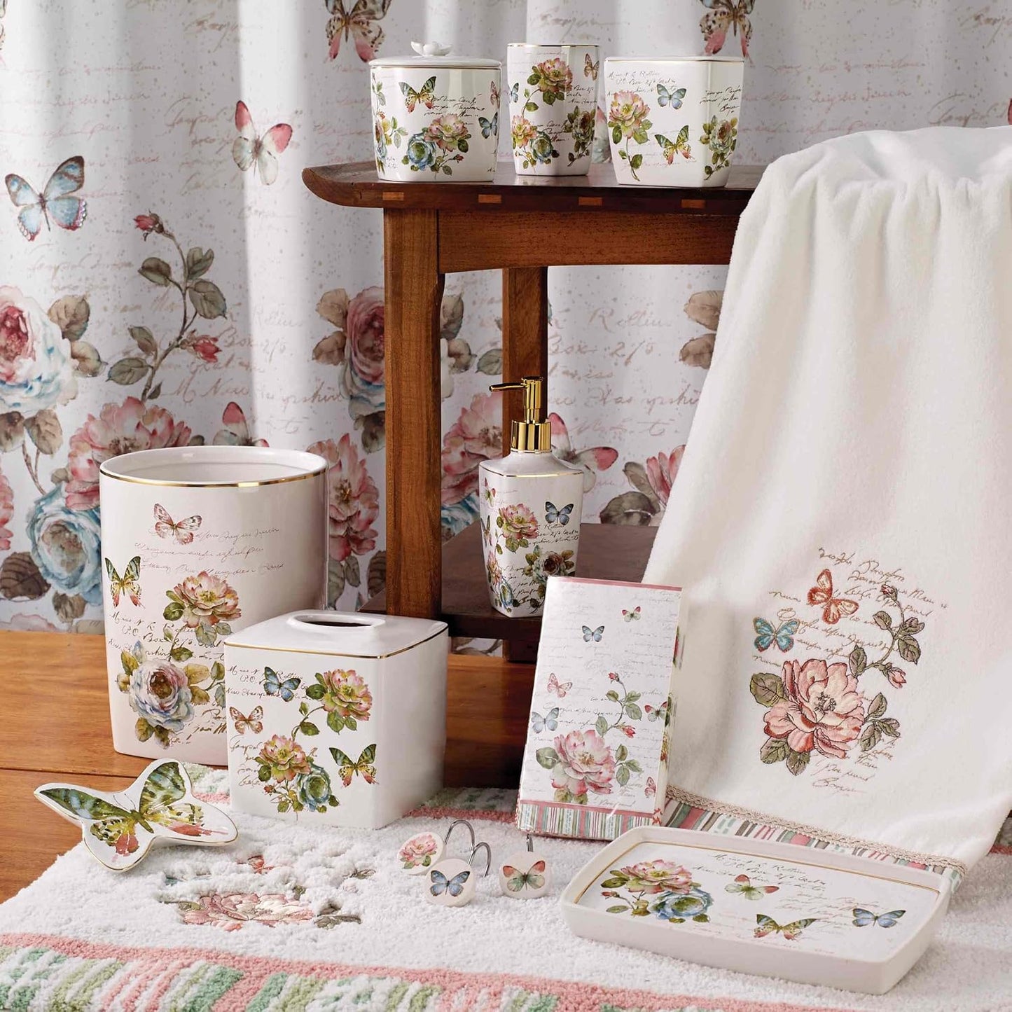 Floral Home Decor / Tissue Box Cover / White