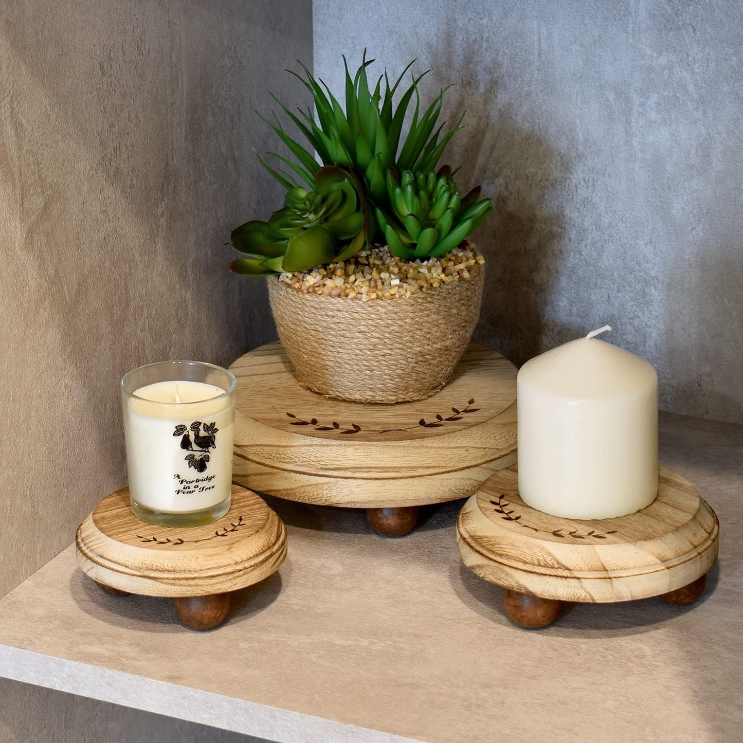 Pedestal Stand / Set Stackable Round Wooden Display Riser / Oak, , Round Shape / Set of 3