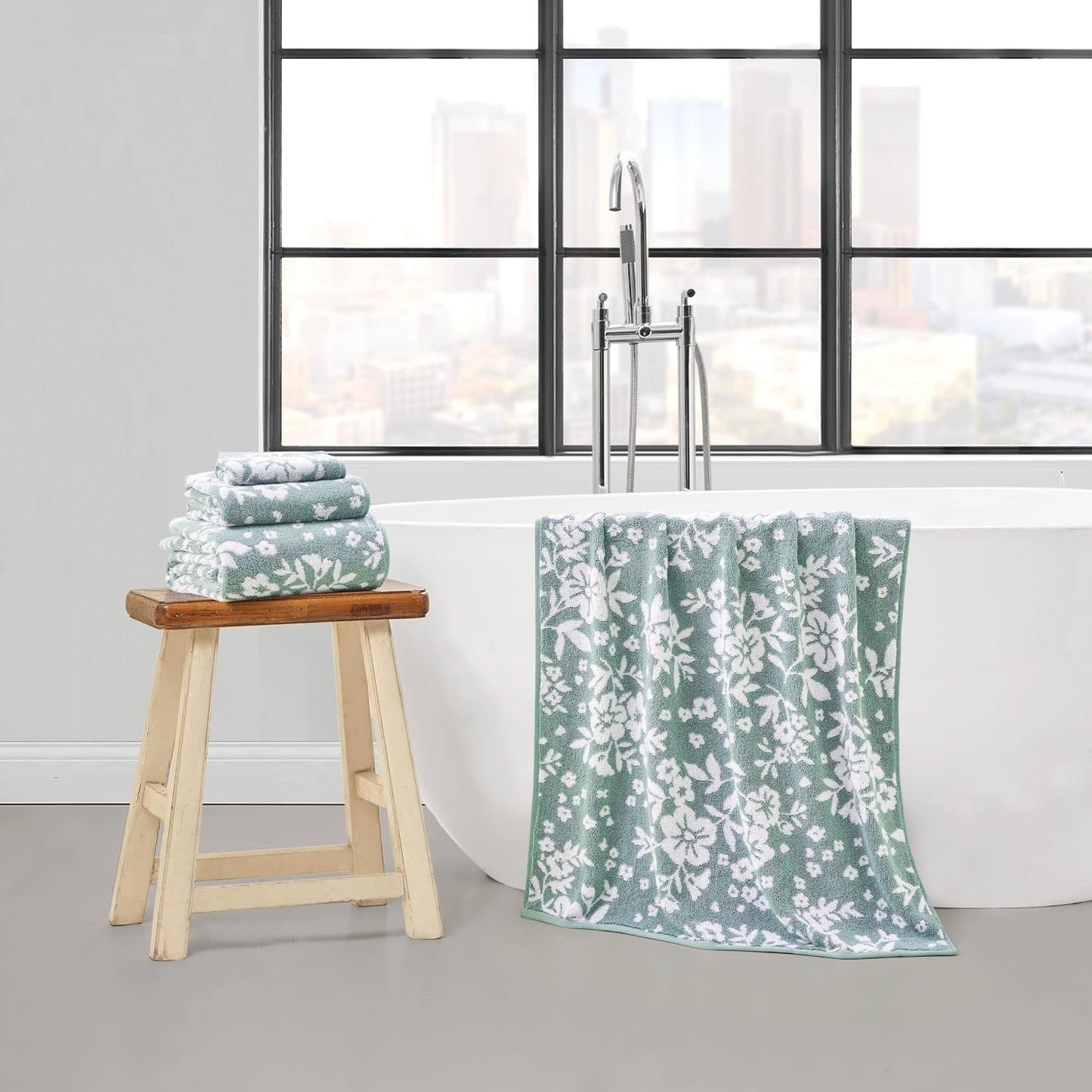 Lucky Brand Folk Floral 6 Piece Bath Towel Set - (2) Bath Towels, (2) Hand Towels, and (2) Washcloths - Iceberg Green