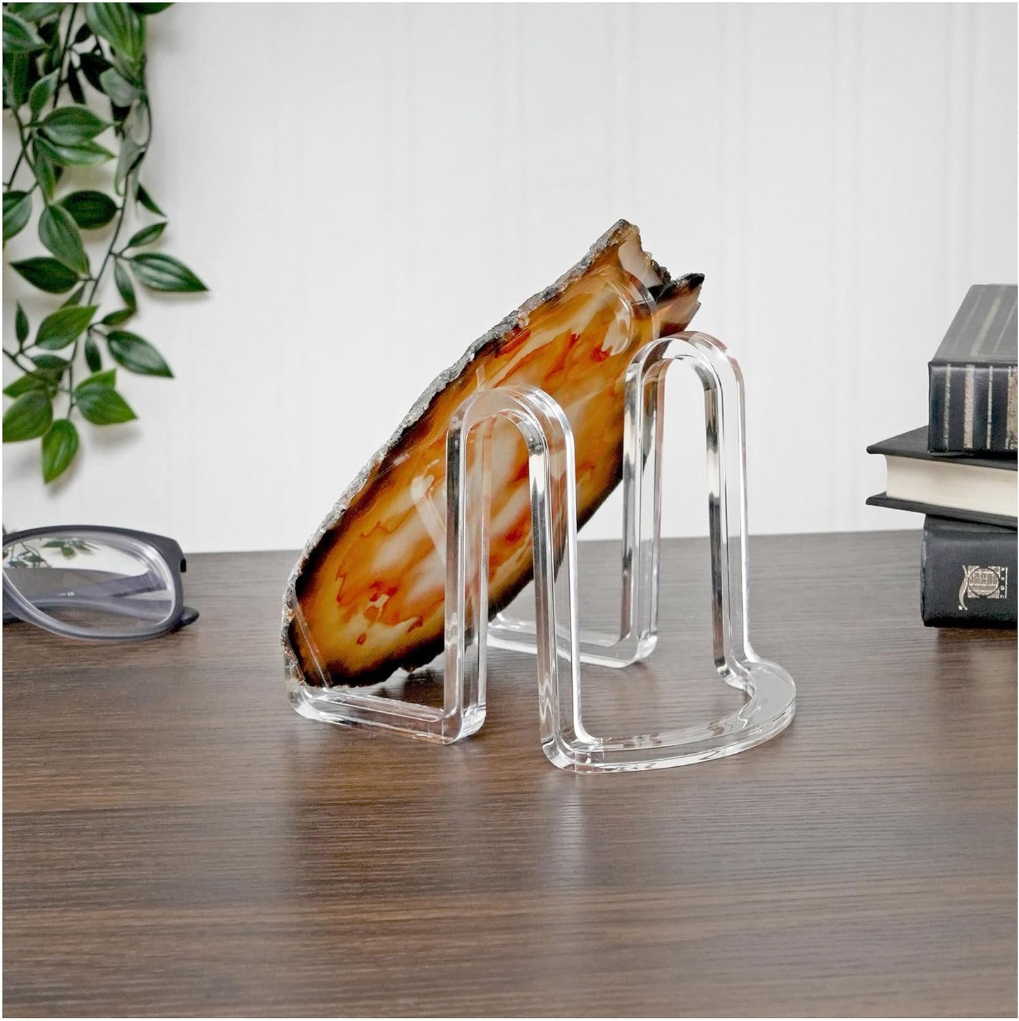 Acrylic Ribbon-Style Display Easel / 3.75 x 3.875 x 5 / Clear