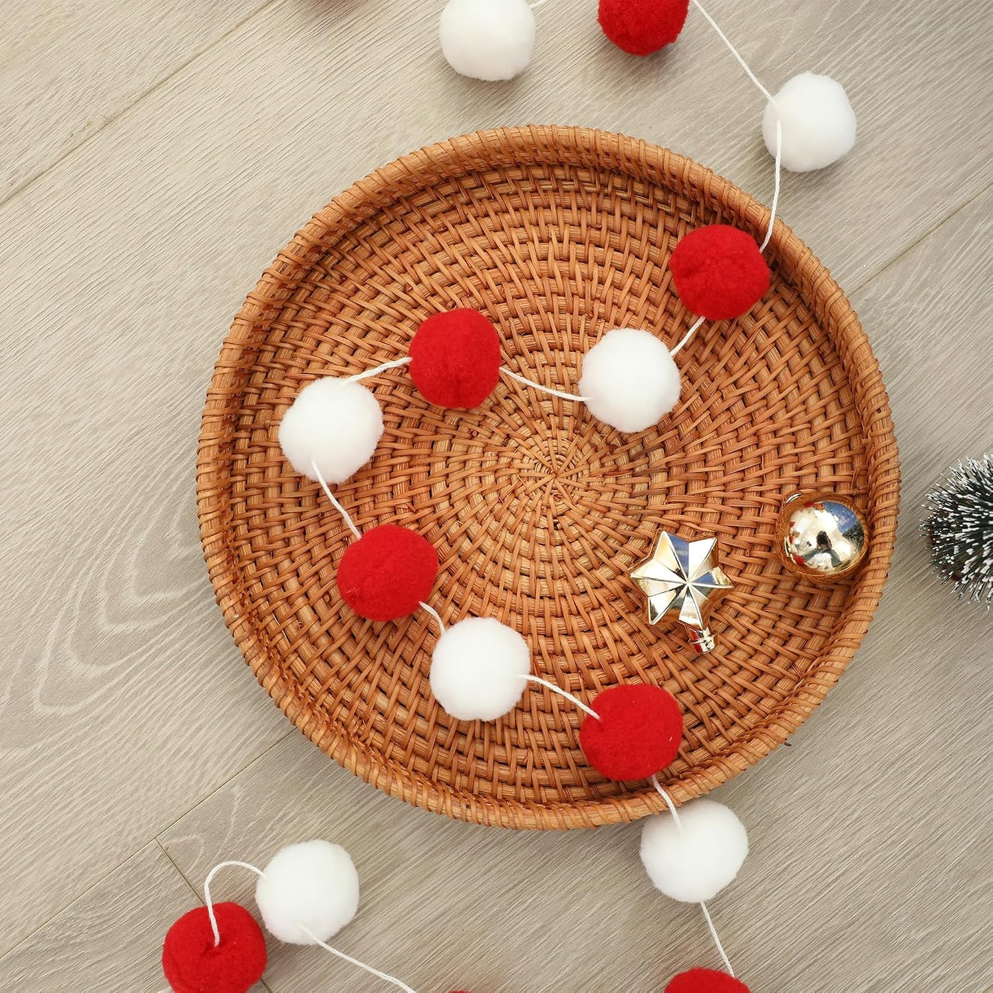 Wood Beads And Pom Pom Garlands Wall Hanging Home Decor For Christmas / Red White Pink Green