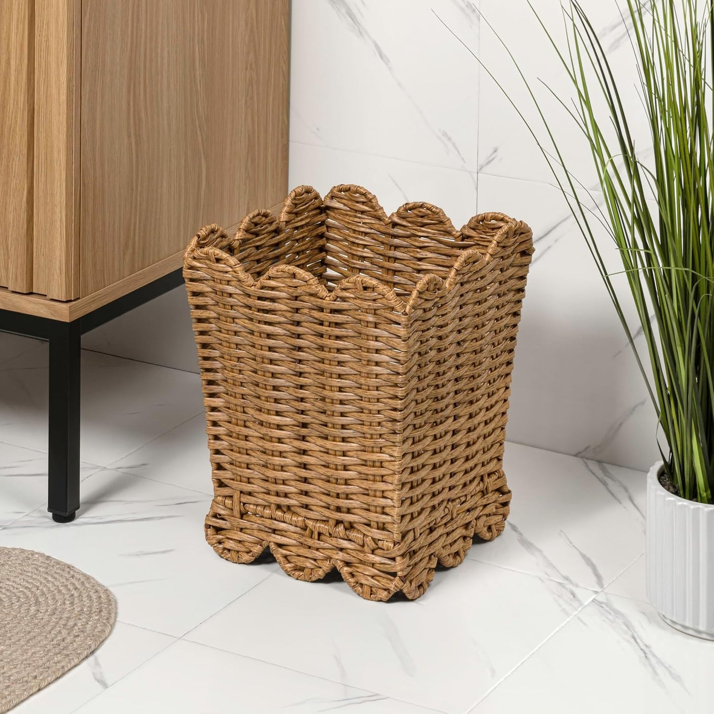 HPM1409A-SET2 Silas Modern Farmhouse Resin 3.3-Gallon Tapered Square Wicker Watebasket / Natural