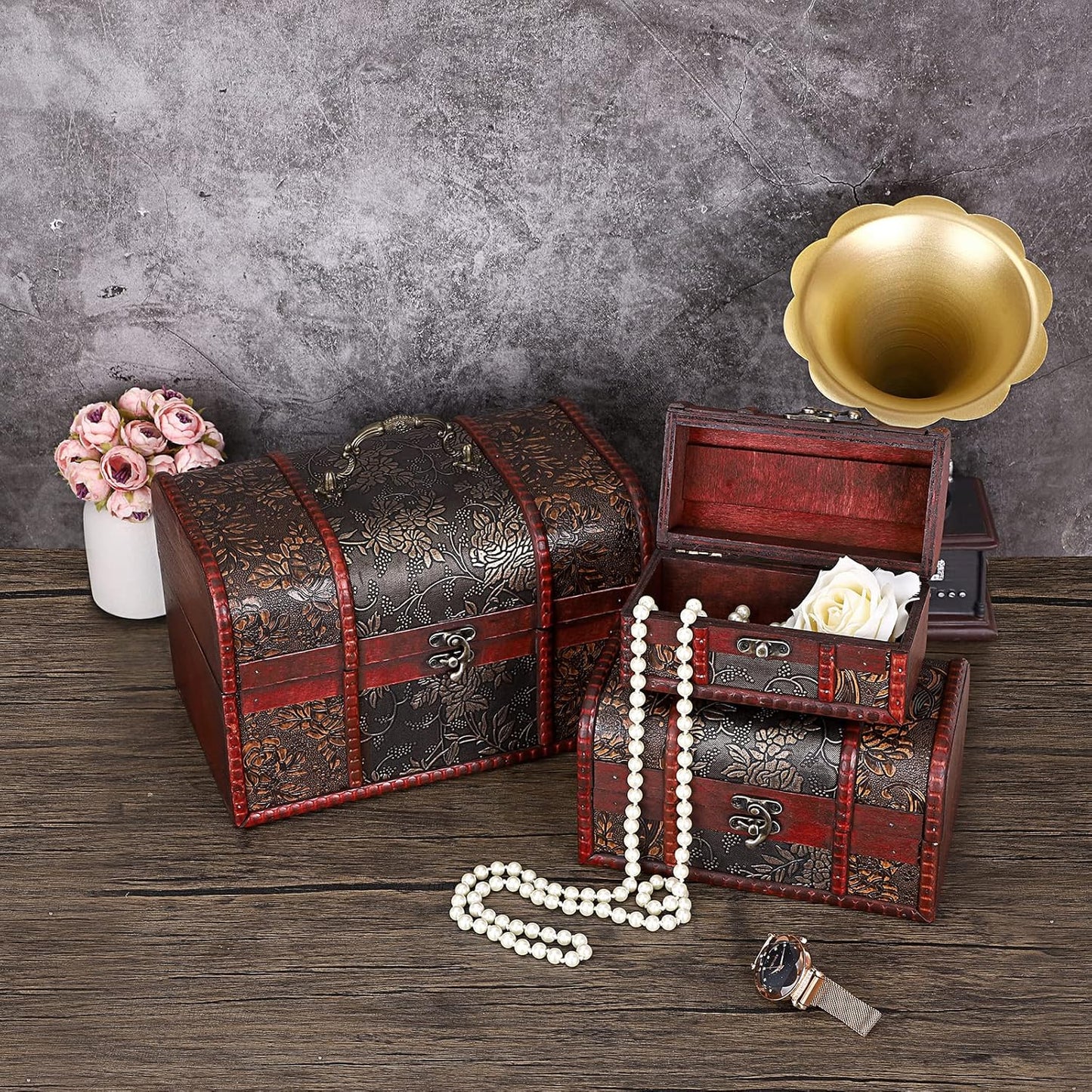 Vintage Treasure Chest / Large
