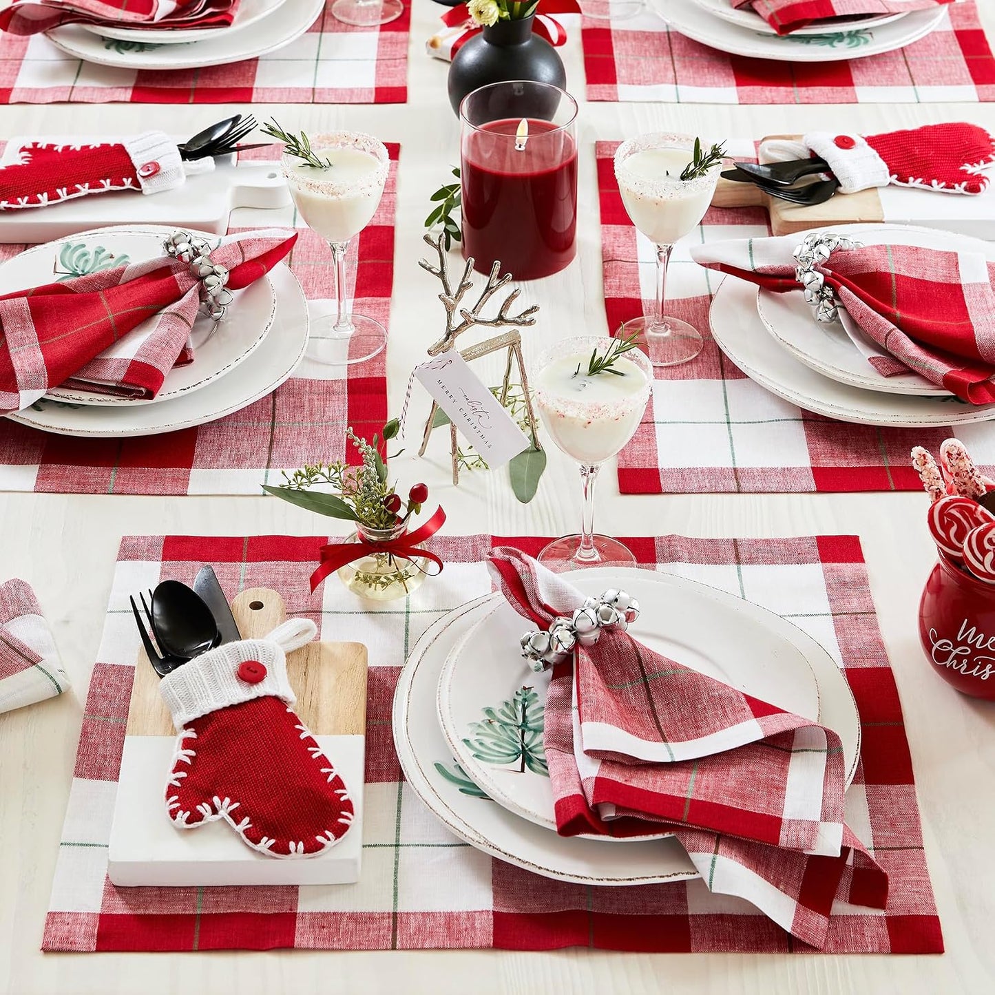 Solino Home 100% Pure Linen Placemats Merry Plaid, 14 x 19 in, Set of 4 | Very Merry Plaid Place Mats place settings