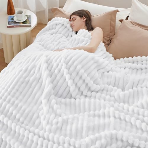 Bedsure Soft King Size Blankets for Bed Bright White 108"x90"