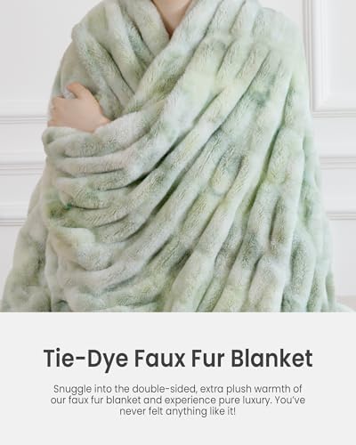 Ultra Soft Cozy Faux Fur Throw Blanket, Fuzzy Plush Thick Bubble Blanket, Luxury Fluffy Blanket for Couch, Sofa
