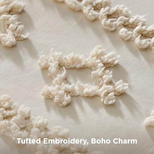 Bedsure Tufted Boho Comforter Set Oversized Queen - Beige Boho Bed Set, GentleSoft™ 3 Pieces Farmhouse-Style Embroidery
