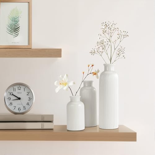 Small Ceramic Vase / White / Set of 3