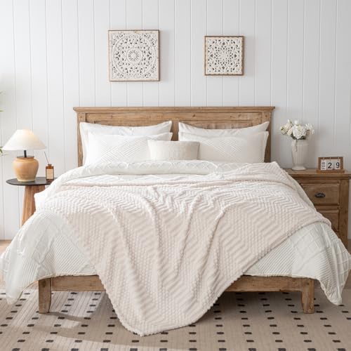 60x80 Inch Beige Twin Blanket - Soft & Fluffy Fleece, Cute & Aesthetic, Perfect for Sofa, Couch, Chair, Bed, Living
