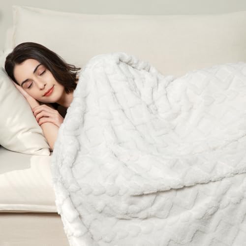 Aganear Fleece Throw Blanket for Bed Couch 90"x108" White