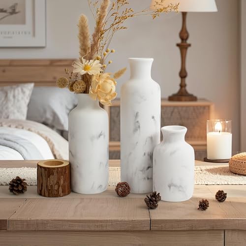 Resin 3 Piece Vase Set / White Marble Look