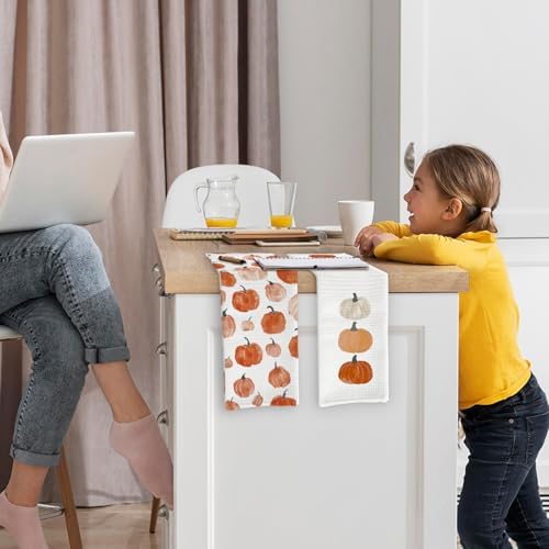 Fall Pumpkin Decor Kitchen Towels and Dishcloths Set of 2, Fall Thanksgiving Day Hand Dish Towel, Farmhouse Autumn Pumpkins Decorative Hand Tea Towels for Bathroom Kitchen, 16×24 Inch