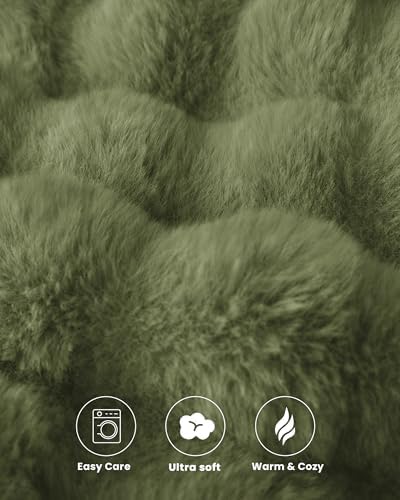 Ultra Soft Cozy Faux Fur Throw Blanket, Fuzzy Plush Thick Bubble Blanket, Oversize Luxury Fluffy Blanket for Couch