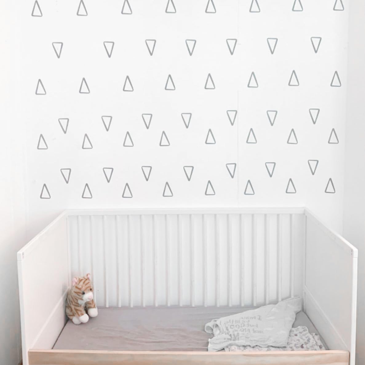 Vieli Arte Transparent Triangles Hand Drawn. Wall Vinyl Sticker Decal Decor / Grey / Set of 60